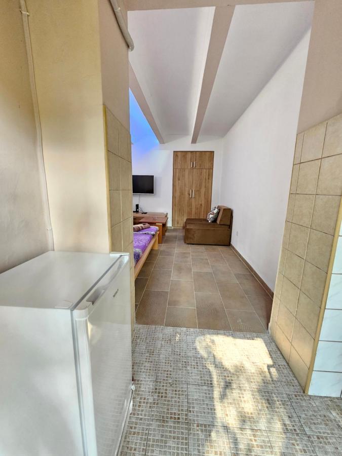 Booking Apartments Alone 1 เบลเกรด ภายนอก รูปภาพ